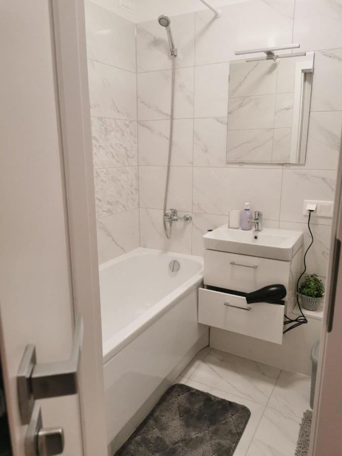 Modern Studio Debreceno, Self-Check-In, Free Parking Klaipėda Exterior foto